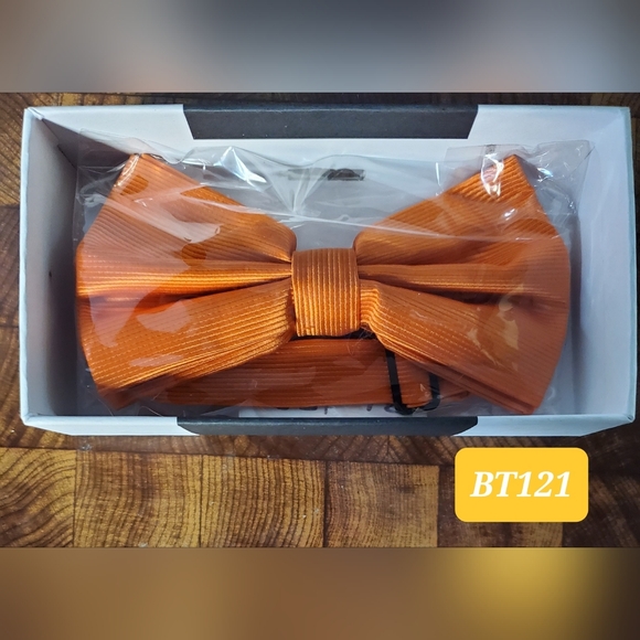 Pre-Tied Bow Ties by Stacy Adams - (BT - 121 - 123) - Picture 1 of 3